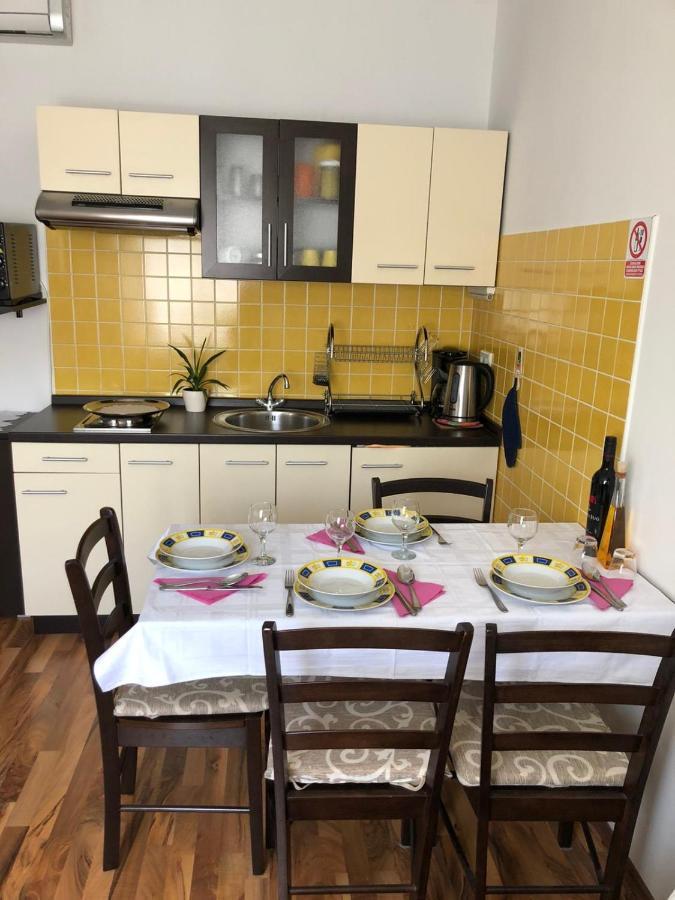 Apartments Rajcic Kaštela Esterno foto
